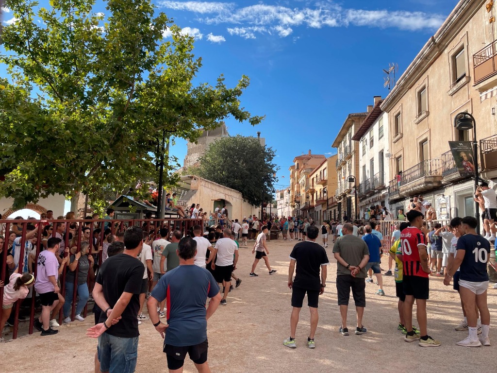 Jóvenes de Orcera en fiestas patronales y actividades